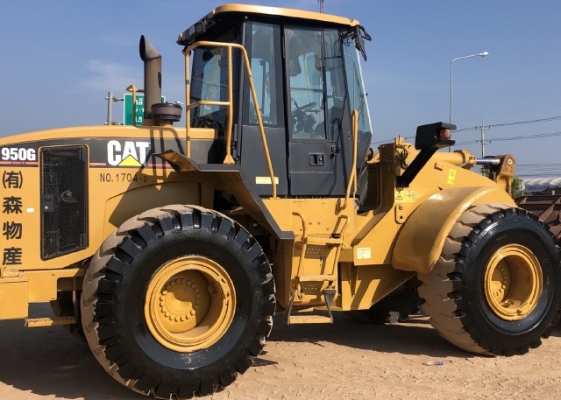 ขายรถตักล้อยาง CAT 950G นำเข้าเองจากญี่ปุ่น สภาพสวยพร้อมใช้งาน มีVDOการทำงานครับ ขายรถตักล้อยาง CAT 950G นำเข้าเองจากญี่ปุ่น สภาพสวยพร้อมใช้งาน มีVDOการทำงานครับ