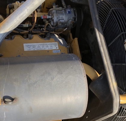 ขายรถตักล้อยาง CAT 950G นำเข้าเองจากญี่ปุ่น สภาพสวยพร้อมใช้งาน มีVDOการทำงานครับ ขายรถตักล้อยาง CAT 950G นำเข้าเองจากญี่ปุ่น สภาพสวยพร้อมใช้งาน มีVDOการทำงานครับ