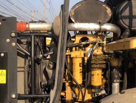 ขายรถตักล้อยาง CAT 950H ปี 2012 นำเข้าเองจากญี่ปุ่น สภาพสวยพร้อมใช้งาน มีVDOการทำงานครับ