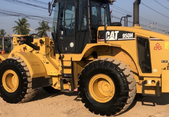 ขายรถตักล้อยาง CAT 950H ปี 2012 นำเข้าเองจากญี่ปุ่น สภาพสวยพร้อมใช้งาน มีVDOการทำงานครับ