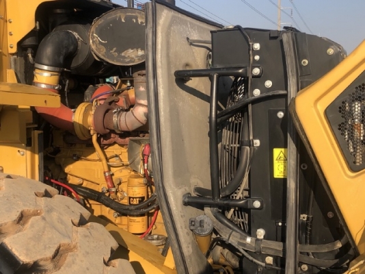 ขายรถตักล้อยาง CAT 950H ปี 2012 นำเข้าเองจากญี่ปุ่น สภาพสวยพร้อมใช้งาน มีVDOการทำงานครับ