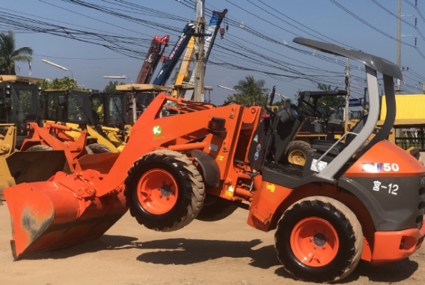 ขายรถตักล้อยาง HITACHI ZW50 ปี 2012 (3,XXX ชั่วโมง) นำเข้าเองจากญี่ปุ่น สภาพสวยพร้อมใช้งาน มีVDOการทำงานครับ ขายรถตักล้อยาง HITACHI ZW50 ปี 2012 (3,XXX ชั่วโมง) นำเข้าเองจากญี่ปุ่น สภาพสวยพร้อมใช้งาน มีVDOการทำงานครับ