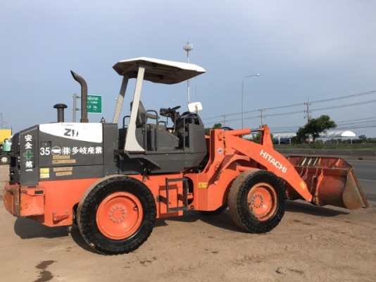 ขายรถตักล้อยาง HITACHI ZW100 ปี 2012 แขนยาวพิเศษ นำเข้าเองจากญี่ปุ่น สภาพสวยพร้อมใช้งาน มีVDOการทำงานครับ
