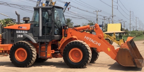 ขายรถตักล้อยาง HITACHI ZW180 ปี 2013 แขนยาวพิเศษ นำเข้าจากญี่ปุ่น สภาพสวยพร้อมใช้ มีVDOการทำงานครับ