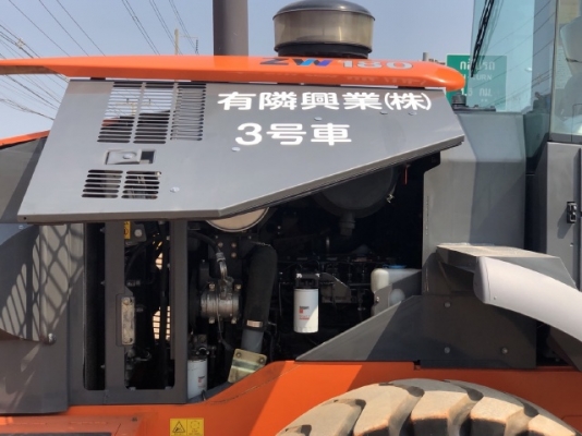 ขายรถตักล้อยาง HITACHI ZW180 ปี 2013 แขนยาวพิเศษ นำเข้าจากญี่ปุ่น สภาพสวยพร้อมใช้ มีVDOการทำงานครับ