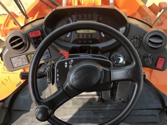 ขายรถตักล้อยาง HITACHI ZW180 ปี 2013 แขนยาวพิเศษ นำเข้าจากญี่ปุ่น สภาพสวยพร้อมใช้ มีVDOการทำงานครับ