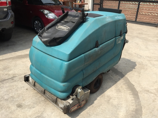 ขายเครื่องขัดพื้นเดินตาม TENNANT 5700xps เก่าญี่ปุ่น