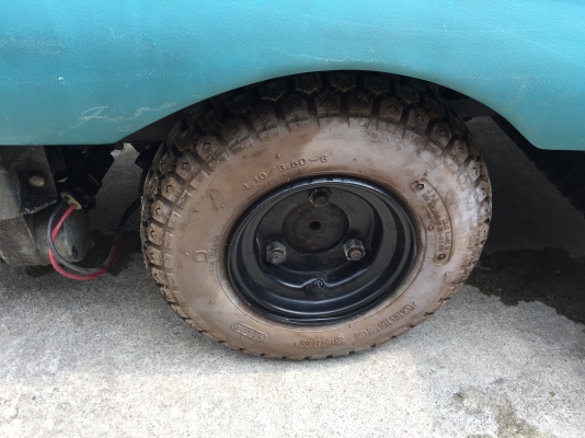 ขายเครื่องขัดพื้นเดินตาม TENNANT 5700xps เก่าญี่ปุ่น