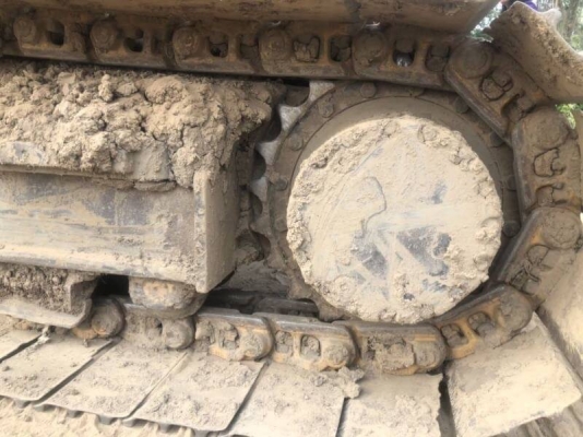 CAT 315 D JAPAN เล่มทะเบียน ไฟฟ้าครบ เครื่องดี ปั้มแรง เอวแน่น ช่วงล่างเต็ม แอร์หนาว รถสวยพร้อมใช้งาน เอกสารพร้อมโอน ขาย 950,000  รถอยู่ นครสวรรค์ 064-191-1112