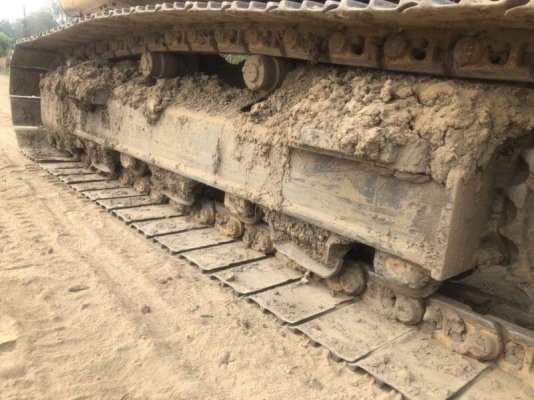 CAT 315 D JAPAN เล่มทะเบียน ไฟฟ้าครบ เครื่องดี ปั้มแรง เอวแน่น ช่วงล่างเต็ม แอร์หนาว รถสวยพร้อมใช้งาน เอกสารพร้อมโอน ขาย 950,000  รถอยู่ นครสวรรค์ 064-191-1112