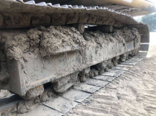 CAT 315 D JAPAN เล่มทะเบียน ไฟฟ้าครบ เครื่องดี ปั้มแรง เอวแน่น ช่วงล่างเต็ม แอร์หนาว รถสวยพร้อมใช้งาน เอกสารพร้อมโอน ขาย 950,000  รถอยู่ นครสวรรค์ 064-191-1112