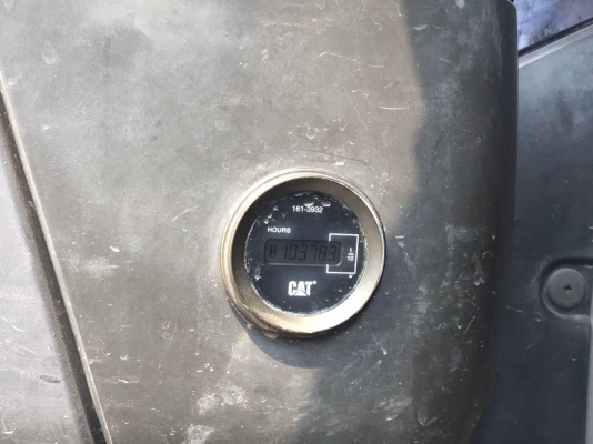 CAT 320 D เล่มทะเบียนไฟฟ้าครบ เครื่องดี ปั้มแรง เอวแน่น ช่วงล่างรอนเลอร์ดี โซ่อ่อน รถพร้อมใช้งานเอกสารพร้อมโอน ขาย 1,050,000   รถอยู่ สระบุรี 064-191-1112