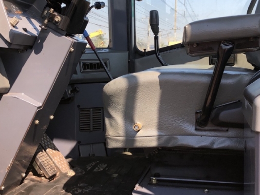 ขายรถตักล้อยาง KOMATSU WA100-3 นำเข้าเองจากญี่ปุ่น สภาพสวยพร้อมใช้ มีVDOการทำงานครับ