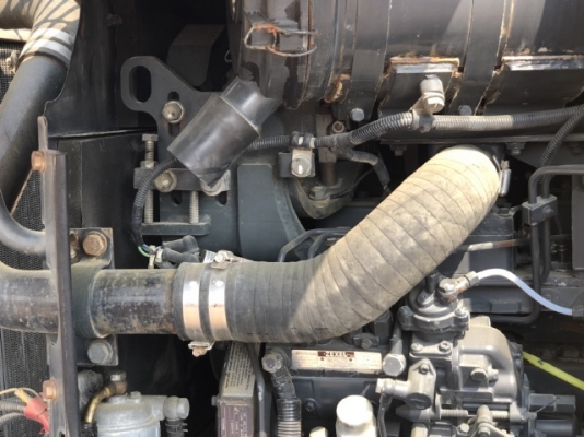 ขายรถตักล้อยาง KOMATSU WA100-5 นำเข้าเองจากญี่ปุ่น สภาพสวยพร้อมใช้ มีVDOการทำงานครับ