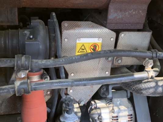 ขายรถตักล้อยาง KOMATSU WA100-5 นำเข้าเองจากญี่ปุ่น สภาพสวยพร้อมใช้ มีVDOการทำงานครับ