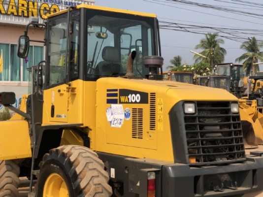 ขายรถตักล้อยาง KOMATSU WA100-5 นำเข้าเองจากญี่ปุ่น สภาพสวยพร้อมใช้ มีVDOการทำงานครับ