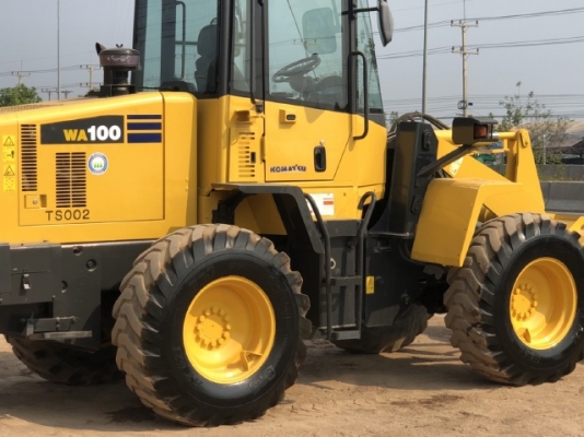 ขายรถตักล้อยาง KOMATSU WA100-5 นำเข้าเองจากญี่ปุ่น สภาพสวยพร้อมใช้ มีVDOการทำงานครับ