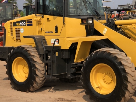 ขายรถตักล้อยาง KOMATSU WA100-5 นำเข้าเองจากญี่ปุ่น สภาพสวยพร้อมใช้ มีVDOการทำงานครับ