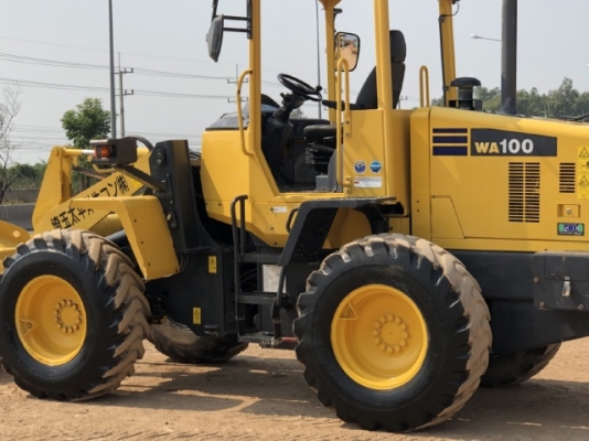 ขายรถตักล้อยาง KOMATSU WA100-6 ปี 2013 (3,XXX ชั่วโมง) นำเข้าเองจากญี่ปุ่น สภาพสวยพร้อมใช้ มีVDOการทำงานครับ