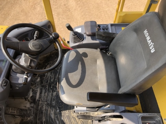 ขายรถตักล้อยาง KOMATSU WA100-6 ปี 2013 (3,XXX ชั่วโมง) นำเข้าเองจากญี่ปุ่น สภาพสวยพร้อมใช้ มีVDOการทำงานครับ