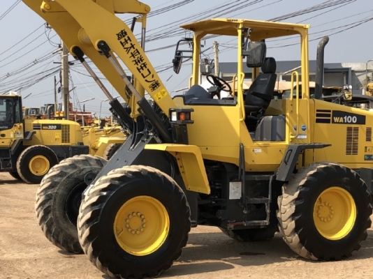 ขายรถตักล้อยาง KOMATSU WA100-6 ปี 2013 (3,XXX ชั่วโมง) นำเข้าเองจากญี่ปุ่น สภาพสวยพร้อมใช้ มีVDOการทำงานครับ