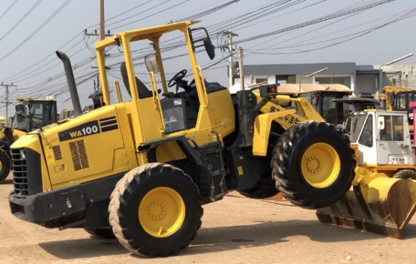 ขายรถตักล้อยาง KOMATSU WA100-6 ปี 2013 (3,XXX ชั่วโมง) นำเข้าเองจากญี่ปุ่น สภาพสวยพร้อมใช้ มีVDOการทำงานครับ