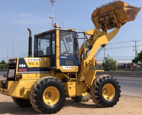 ขายรถตักล้อยาง KOMATSU WA150-1 นำเข้าเองจากญี่ปุ่น สภาพสวยพร้อมใช้ มีVDOการทำงานครับ
