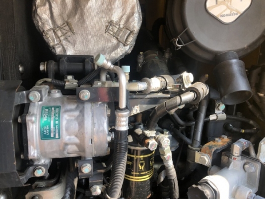 ขายรถตักล้อยาง KOMATSU WA150-6 ปี 2013 นำเข้าเองจากญี่ปุ่น สภาพสวยพร้อมใช้ มีVDOการทำงานครับ