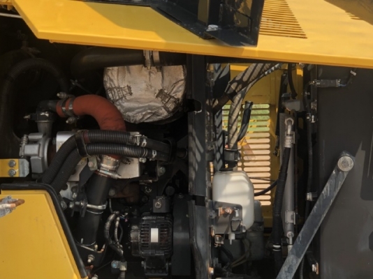 ขายรถตักล้อยาง KOMATSU WA150-6 ปี 2013 นำเข้าเองจากญี่ปุ่น สภาพสวยพร้อมใช้ มีVDOการทำงานครับ