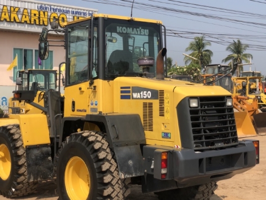 ขายรถตักล้อยาง KOMATSU WA150-6 ปี 2013 นำเข้าเองจากญี่ปุ่น สภาพสวยพร้อมใช้ มีVDOการทำงานครับ