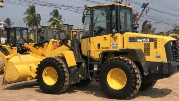 ขายรถตักล้อยาง KOMATSU WA150-6 ปี 2013 นำเข้าเองจากญี่ปุ่น สภาพสวยพร้อมใช้ มีVDOการทำงานครับ