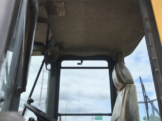 ขายรถตักล้อยาง KOMATSU WA200-3E แขนยาวพิเศษ รถนอกนำเข้าจากญี่ปุ่น สภาพสวยพร้อมใช้ มีVDOการทำงานครับ ขายรถตักล้อยาง KOMATSU WA200-3E แขนยาวพิเศษ รถนอกนำเข้าจากญี่ปุ่น สภาพสวยพร้อมใช้ มีVDOการทำงานครับ