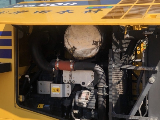 ขายรถตักล้อยาง KOMATSU WA200-6 ปี 2012 แขนยาวพิเศษ รถนอกนำเข้าจากญี่ปุ่น สภาพสวยพร้อมใช้ มีVDOการทำงานครับ