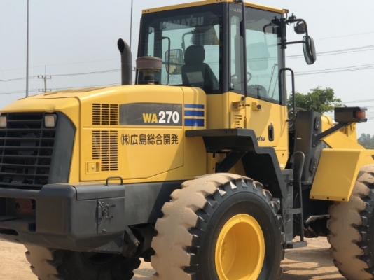 ขายรถตักล้อยาง KOMATSU WA270-5 นำเข้าเองจากญี่ปุ่น สภาพสวยพร้อมใช้งาน มีVDOการทำงานครับ