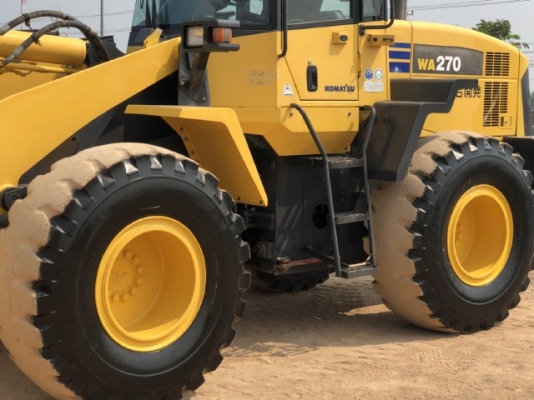 ขายรถตักล้อยาง KOMATSU WA270-5 นำเข้าเองจากญี่ปุ่น สภาพสวยพร้อมใช้งาน มีVDOการทำงานครับ