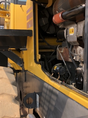 ขายรถตักล้อยาง KOMATSU WA270-5 นำเข้าเองจากญี่ปุ่น สภาพสวยพร้อมใช้งาน มีVDOการทำงานครับ