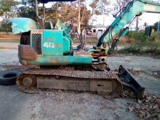 KOMATSU PC40-7 มีระบบหัวกระแทรก พร้อมใช้งาน KOMATSU PC40-7 มีระบบหัวกระแทรก พร้อมใช้งาน