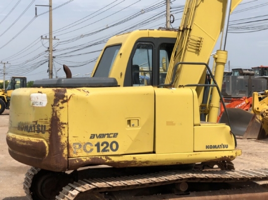 ขายรถขุด KOMATSU PC120-6 อาร์มพิเศษ นำเข้าเองจากญี่ปุ่น สภาพสวยพร้อมใช้ มีVDOการทำงานครับ