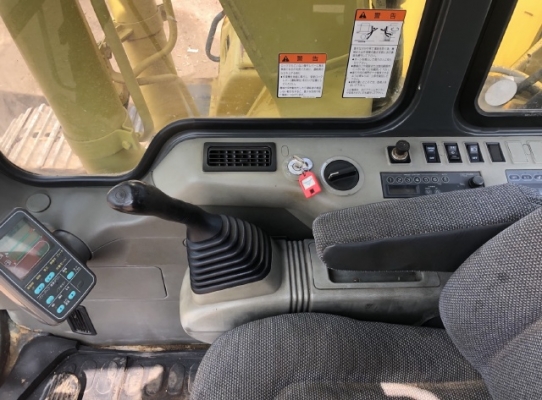 ขายรถขุด KOMATSU PC120-6 อาร์มพิเศษ นำเข้าเองจากญี่ปุ่น สภาพสวยพร้อมใช้ มีVDOการทำงานครับ