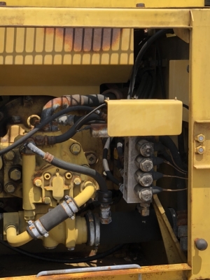 ขายรถขุด KOMATSU PC120-6 อาร์มพิเศษ นำเข้าเองจากญี่ปุ่น สภาพสวยพร้อมใช้ มีVDOการทำงานครับ