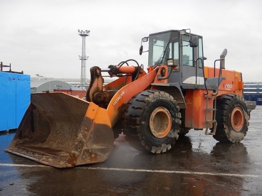 ขายรถตักล้อยาง HITACHI LX190-7 (TCM L35-3) นำเข้าเองจากญี่ปุ่น สภาพสวยพร้อมใช้ ถึงเร็วๆนี้ครับ
