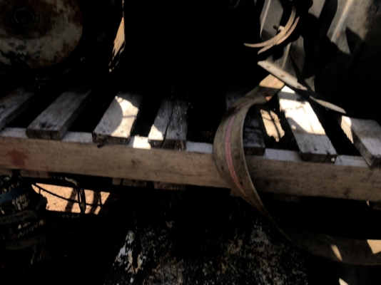 ขายซาก10ล้อหัวลาก240แรงนางฟ้าแท้    เครื่องพัง ไม่ครบ