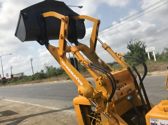 komatsu d10s1สภาพดีเก่าญี่ปุ่น มีใบอินวอยไม่เคยใช้ในไทย