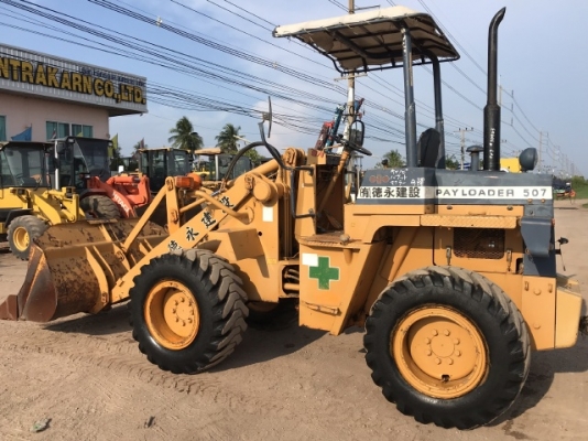 ขายรถตักล้อยาง KOMATSU 507 (3,XXX ชั่วโมง) นำเข้าเองจากญี่ปุ่น สภาพสวยพร้อมใช้ มีVDOการทำงานครับ