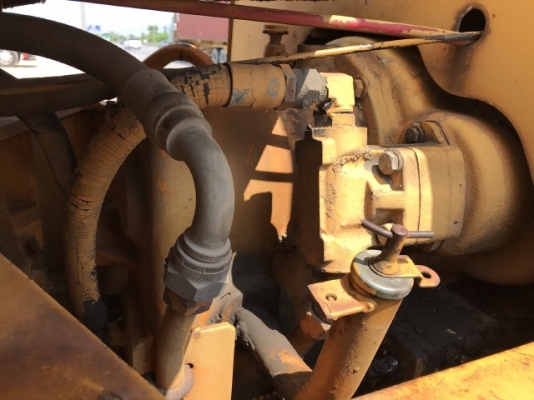 ขายรถตักล้อยาง KOMATSU 515 นำเข้าเองจากญี่ปุ่น สภาพสวยพร้อมใช้ มีVDOการทำงานครับ