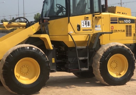 ขายรถตักล้อยาง KOMATSU WA100-5 แขนยาวพิเศษ นำเข้าเองจากญี่ปุ่น สภาพสวยพร้อมใช้งาน มีVDOการทำงานครับ