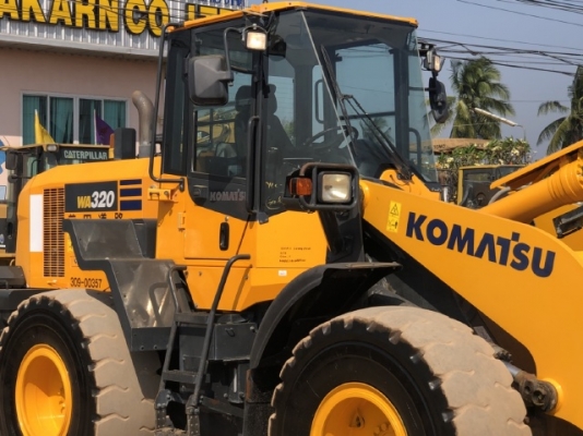 ขายรถตักล้อยาง KOMATSU WA320-7 ปี 2014 รถนอกนำเข้าเองจากญี่ปุ่น สภาพสวยพร้อมใช้ มีVDOการทำงานครับ