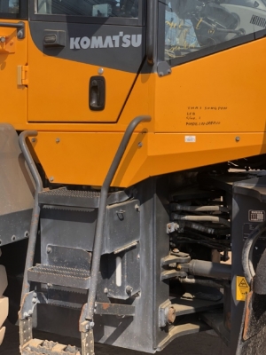 ขายรถตักล้อยาง KOMATSU WA320-7 ปี 2014 รถนอกนำเข้าเองจากญี่ปุ่น สภาพสวยพร้อมใช้ มีVDOการทำงานครับ