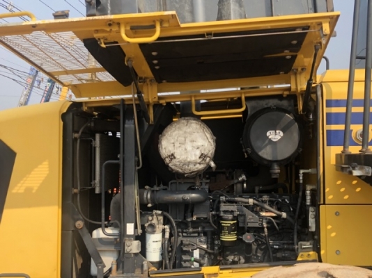 ขายรถตักล้อยาง KOMATSU WA380-6 ปี 2012 รถนอกนำเข้าเองจากญี่ปุ่น สภาพสวยพร้อมใช้ มีVDOการทำงานครับ