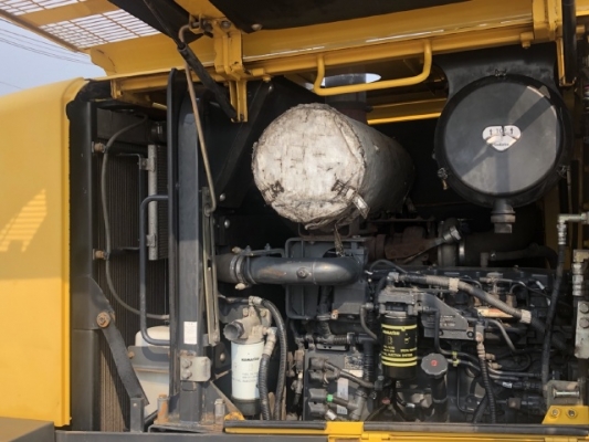 ขายรถตักล้อยาง KOMATSU WA380-6 ปี 2012 รถนอกนำเข้าเองจากญี่ปุ่น สภาพสวยพร้อมใช้ มีVDOการทำงานครับ